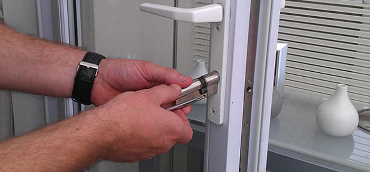Commercial Door Lock Repair in Oakdale